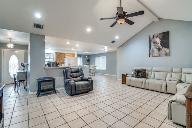 3294 FM 2649, Lone Oak, TX 75453