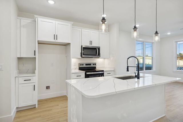 5295 Mathews Street, Springfield, TN 37172