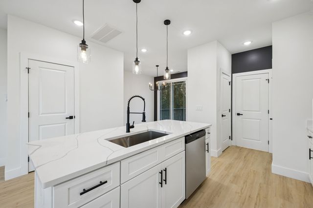 5295 Mathews Street, Springfield, TN 37172