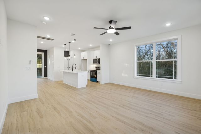 5295 Mathews Street, Springfield, TN 37172