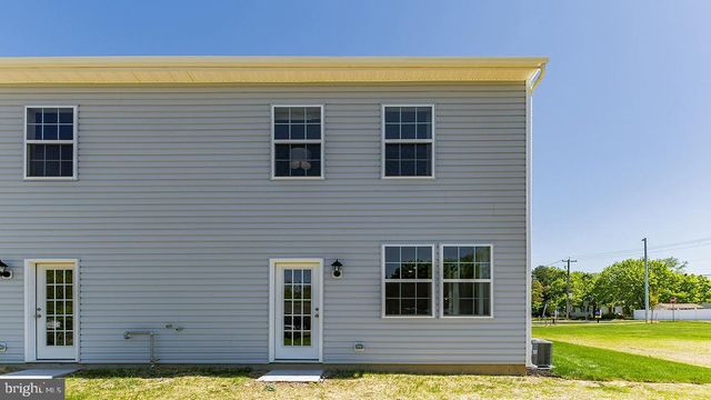 201 MAZZEO DR, Glassboro, NJ 08028