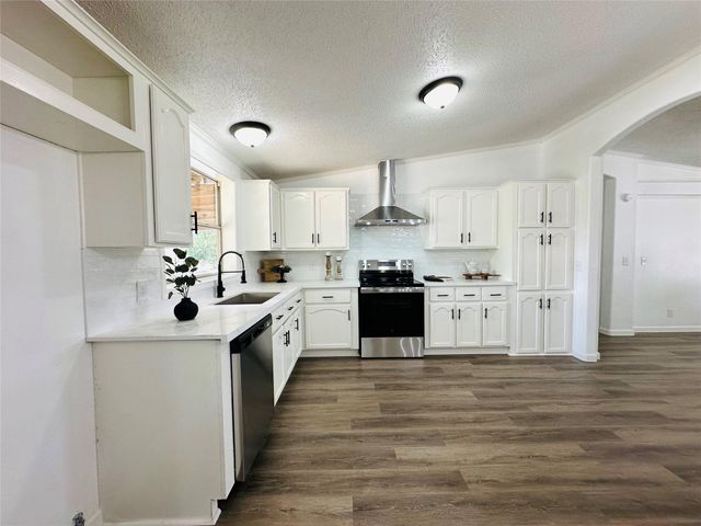 49 Parsons Valley, Conroe, TX 77303