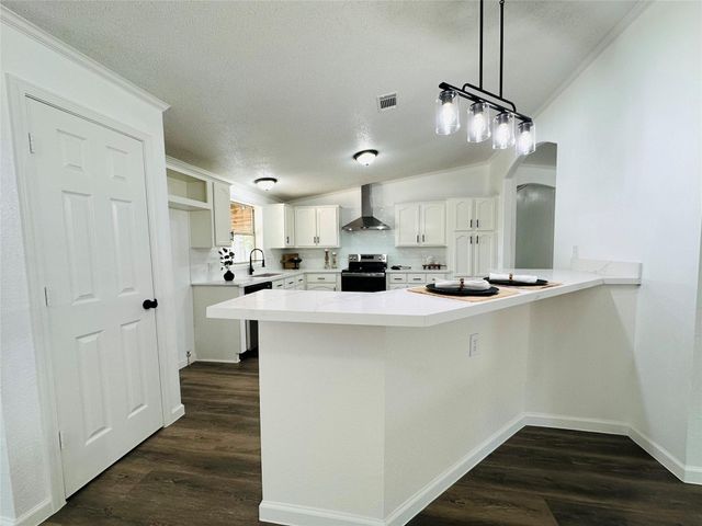 49 Parsons Valley, Conroe, TX 77303