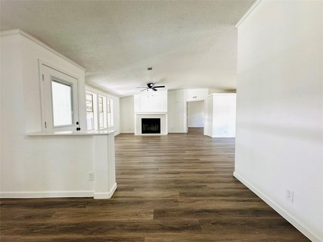 49 Parsons Valley, Conroe, TX 77303