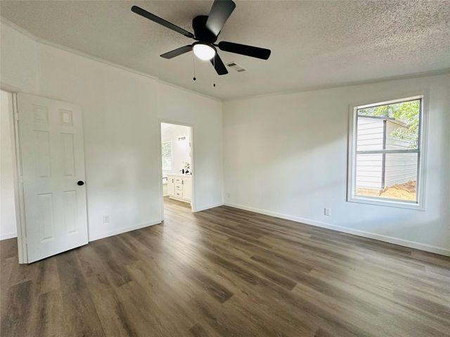 49 Parsons Valley, Conroe, TX 77303