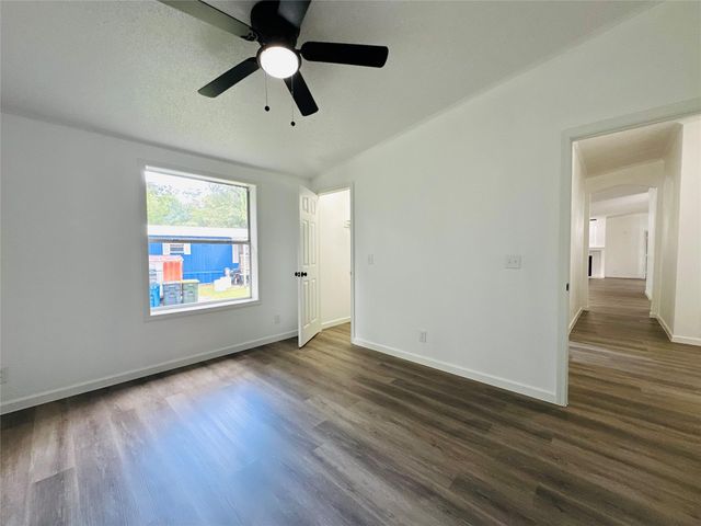 49 Parsons Valley, Conroe, TX 77303