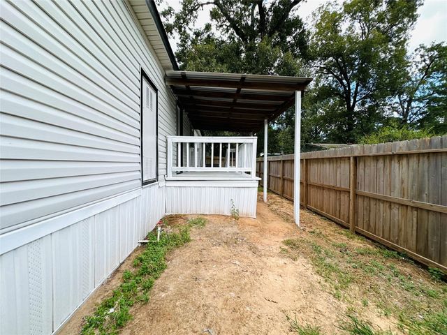 49 Parsons Valley, Conroe, TX 77303