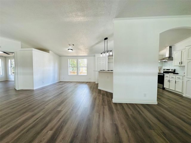 49 Parsons Valley, Conroe, TX 77303