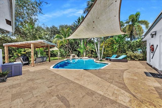 2931 SW 108th Way, Davie, FL 33328