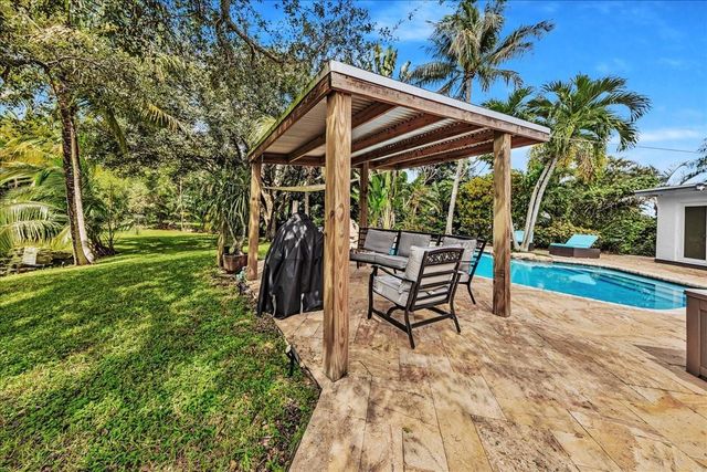 2931 SW 108th Way, Davie, FL 33328