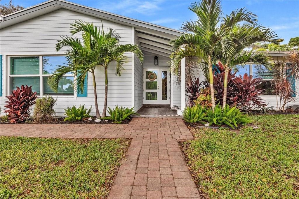 2931 SW 108th Way, Davie, FL 33328