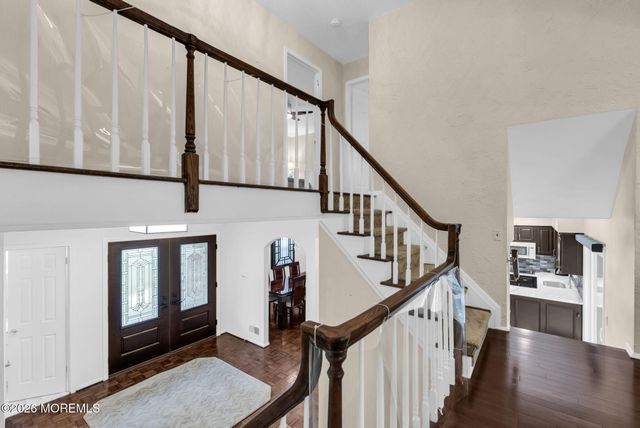 6 Hudson Bay Terrace, Marlboro, NJ 07746