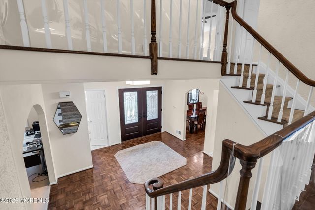 6 Hudson Bay Terrace, Marlboro, NJ 07746