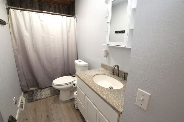 313 N Linden Avenue, Fremont, MI 49412