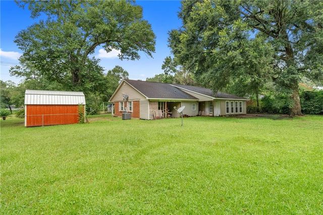 10581 Potter Tract Road, Grand Bay, AL 36541