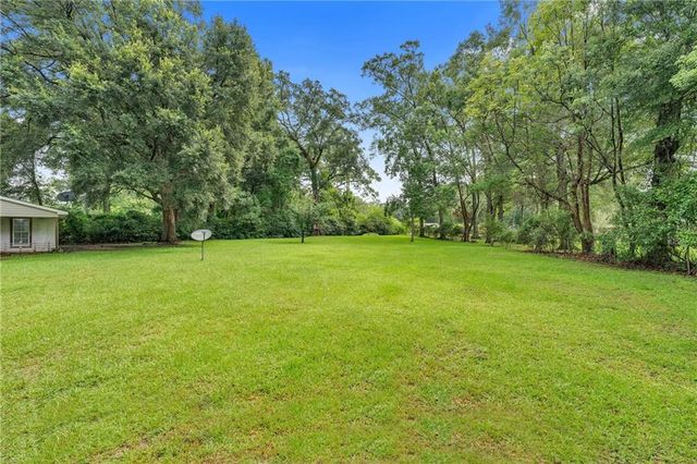 10581 Potter Tract Road, Grand Bay, AL 36541