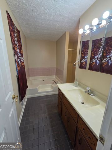 160 Fox Meadow Drive, Covington, GA 30016