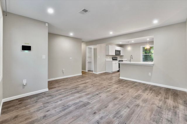 960 Savage Road, Charleston, SC 29414