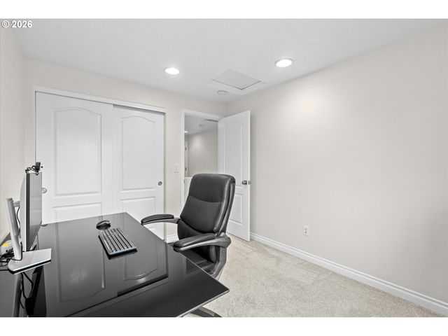 17620 Se 17TH Cir, Vancouver, WA 98683