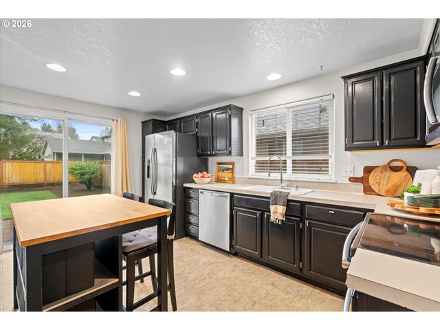 17620 Se 17TH Cir, Vancouver, WA 98683