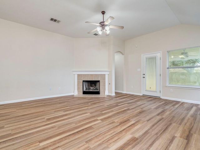 157 Maplewood S, Kyle, TX 78640