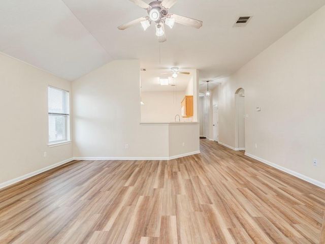 157 Maplewood S, Kyle, TX 78640