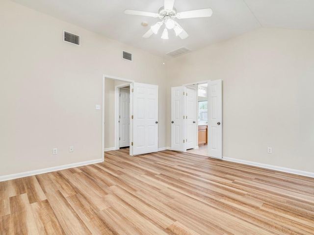 157 Maplewood S, Kyle, TX 78640