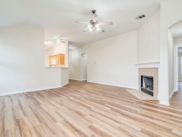 157 Maplewood S, Kyle, TX 78640