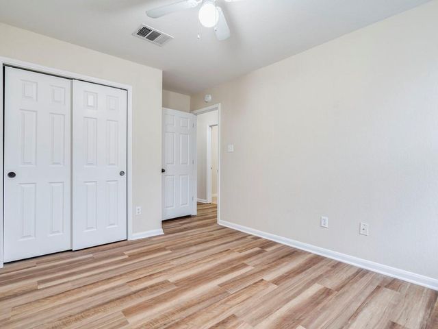 157 Maplewood S, Kyle, TX 78640