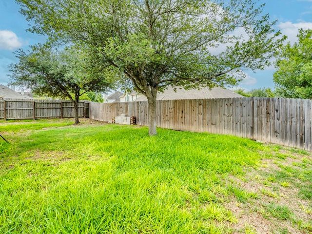 157 Maplewood S, Kyle, TX 78640