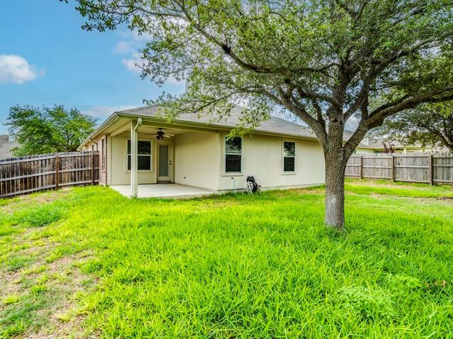 157 Maplewood S, Kyle, TX 78640