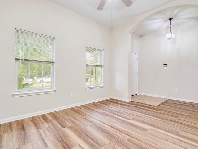 157 Maplewood S, Kyle, TX 78640