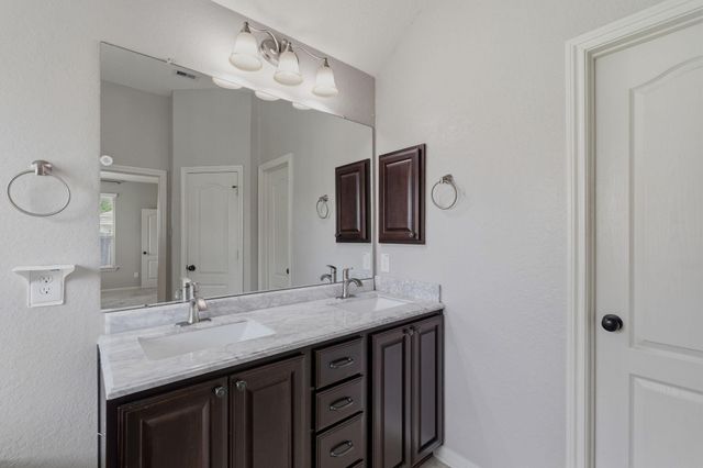 13203 Davenport Hills Lane, Humble, TX 77346