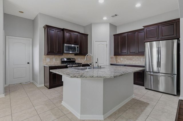 13203 Davenport Hills Lane, Humble, TX 77346