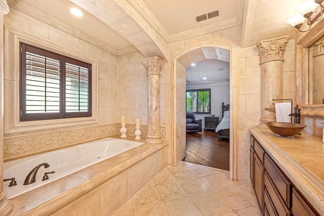 1721 Calabria Way, Roseville, CA 95747