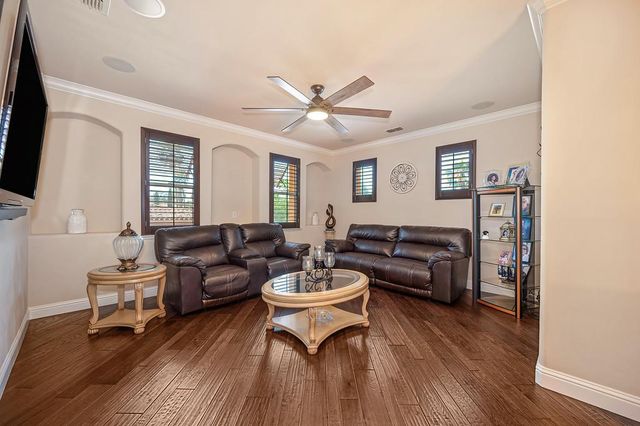 1721 Calabria Way, Roseville, CA 95747