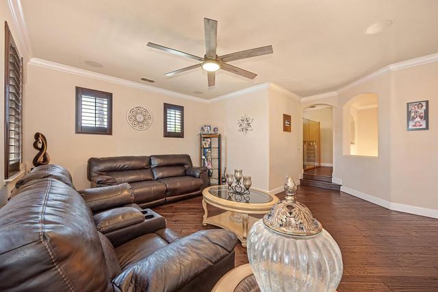 1721 Calabria Way, Roseville, CA 95747