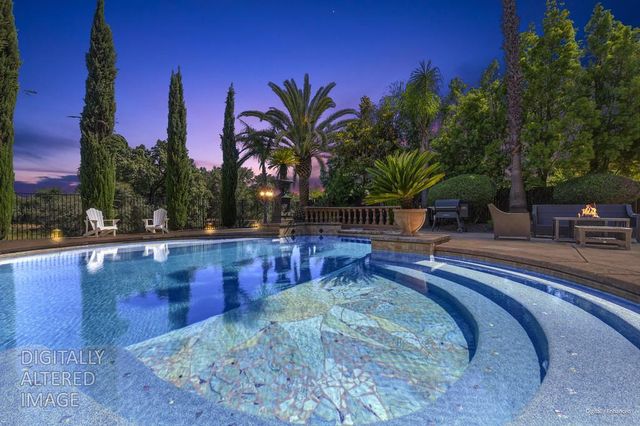 1721 Calabria Way, Roseville, CA 95747
