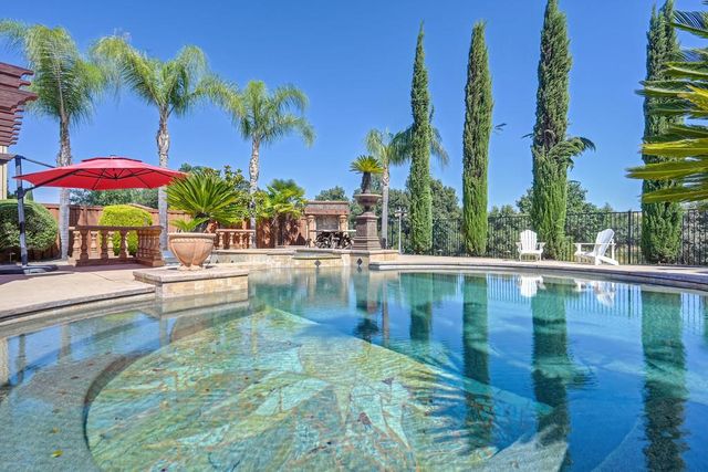 1721 Calabria Way, Roseville, CA 95747
