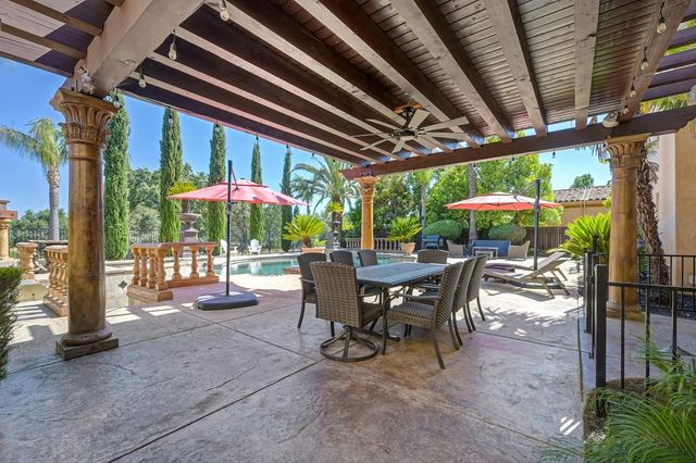 1721 Calabria Way, Roseville, CA 95747