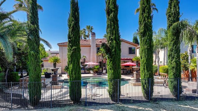 1721 Calabria Way, Roseville, CA 95747