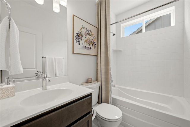 108 VICEROY WAY, Lake Frederick, VA 22630