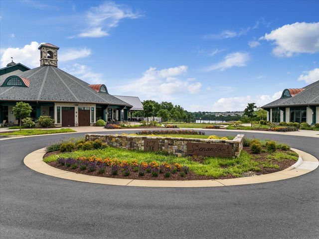 108 VICEROY WAY, Lake Frederick, VA 22630