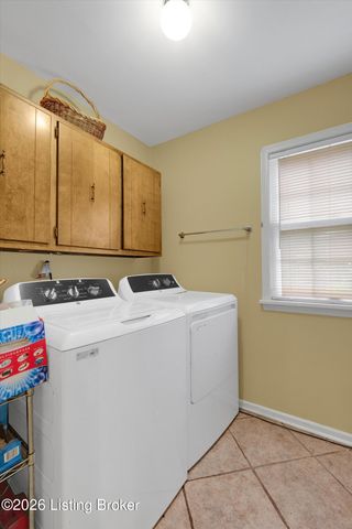 7109 Blazier Ct, Louisville, KY 40228