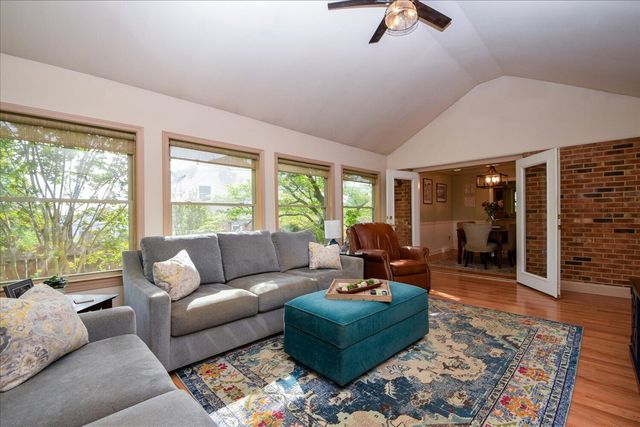 4743 Woodley DR, Roanoke, VA 24018