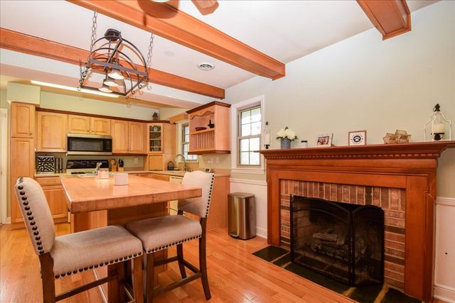 4743 Woodley DR, Roanoke, VA 24018