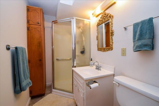 4743 Woodley DR, Roanoke, VA 24018