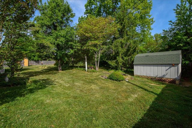4743 Woodley DR, Roanoke, VA 24018