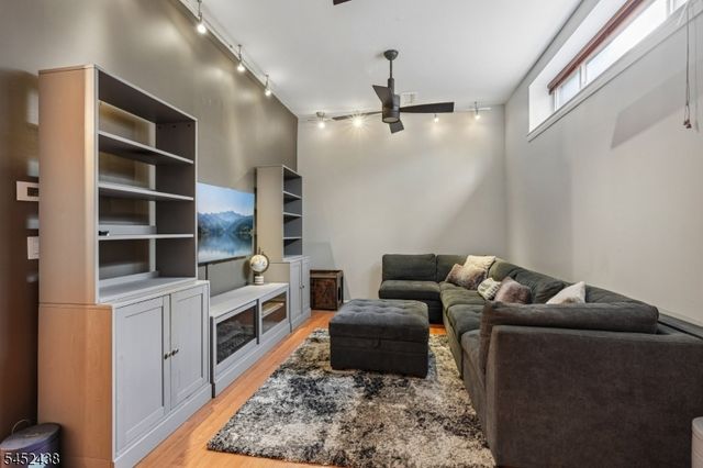 25 River Rd 3 B, Nutley Twp., NJ 07110