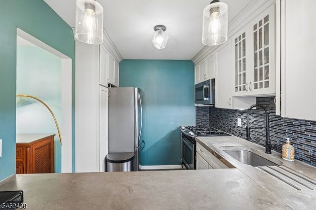 25 River Rd 3 B, Nutley Twp., NJ 07110